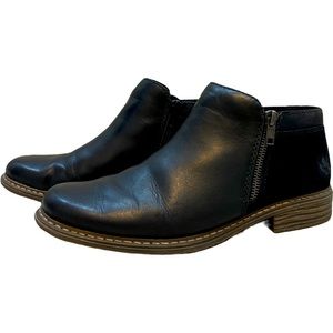Black leather and suede Rieker booties